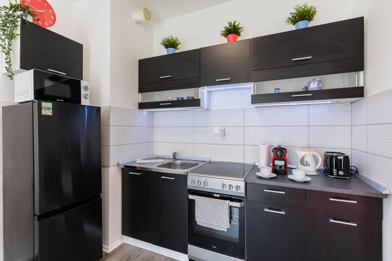 New Blue Danube Apartment With Balcony And Parking Budapest Eksteriør billede